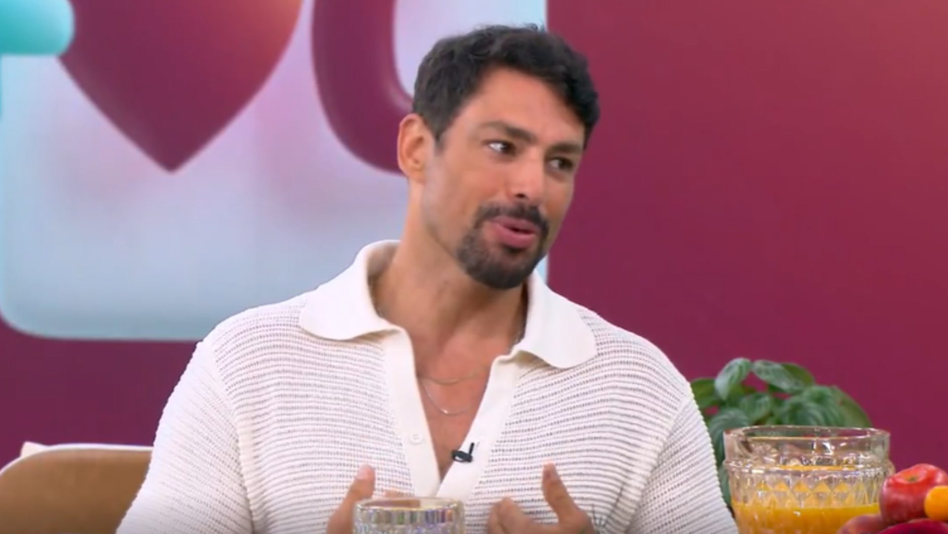 Cauã Reymond fala sobre o filme ‘A Viagem de Pedro’ e relembra primeiro personagem na infância