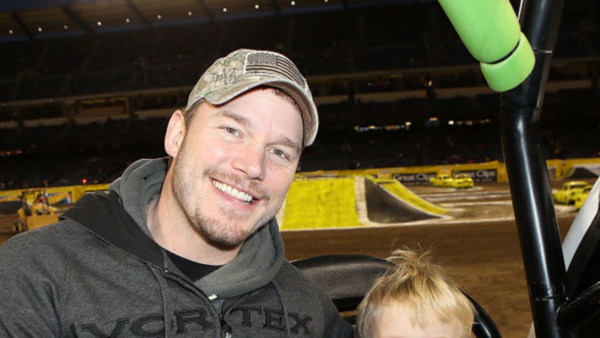 Chris Pratt celebra aniversário do filho, Jack: ”Melhor amigo que um cara poderia ter”