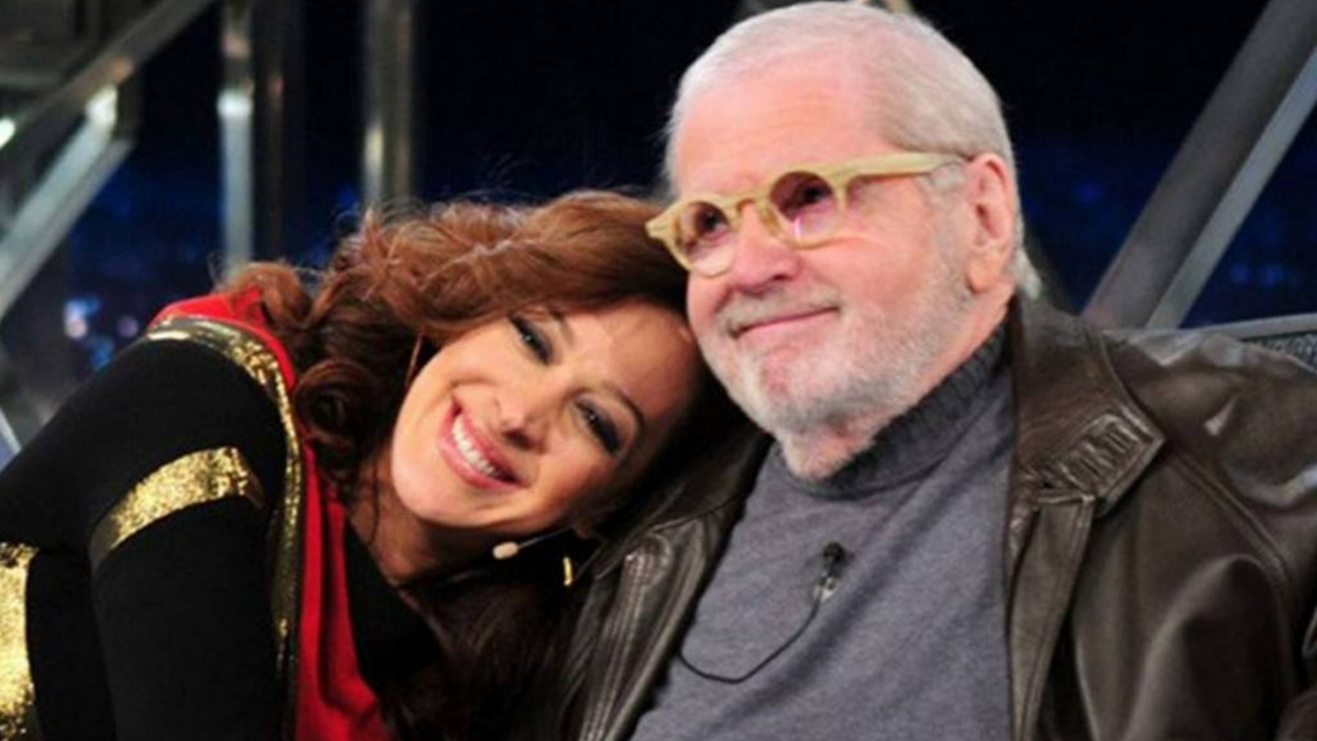 Claudia Raia, ex-affair de Jô Soares, se emociona ao se despedir do humorista