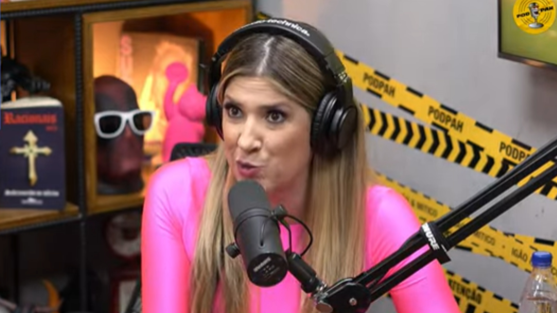 Dani Calabresa revela bronca de diretor da Globo em sua primeira participação no ‘Programa do Jô’