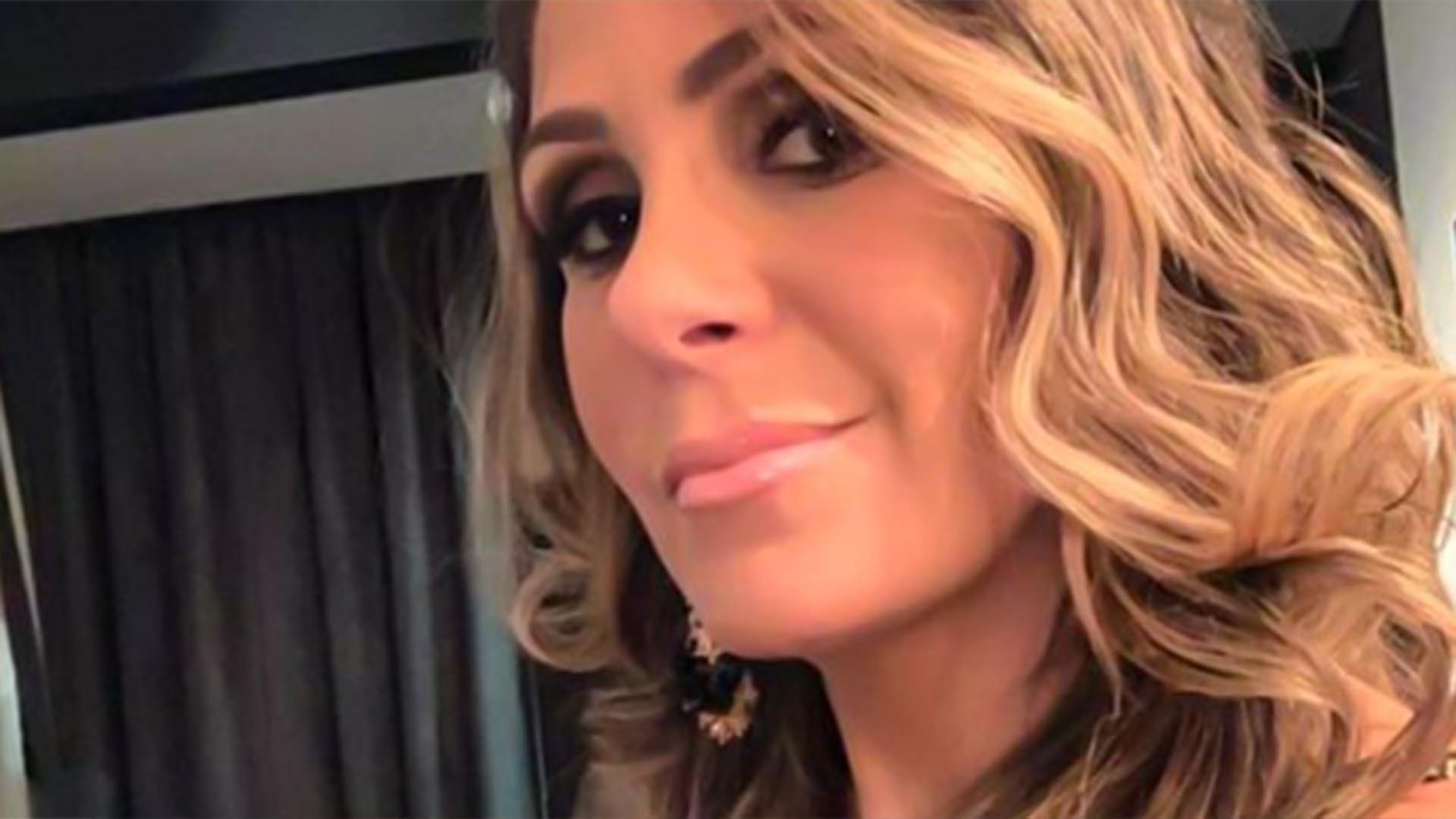 Ex-BBB Leka surge de biquíni fininho e ostenta a barriguinha sarada na web