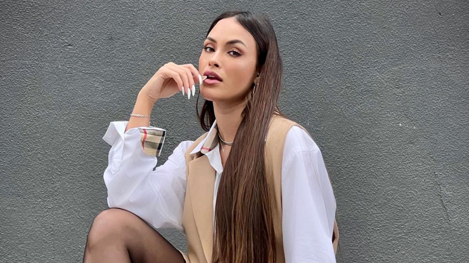 Sarah Andrade curte viagem para a Grécia e se encanta pelo local: “Sonho”