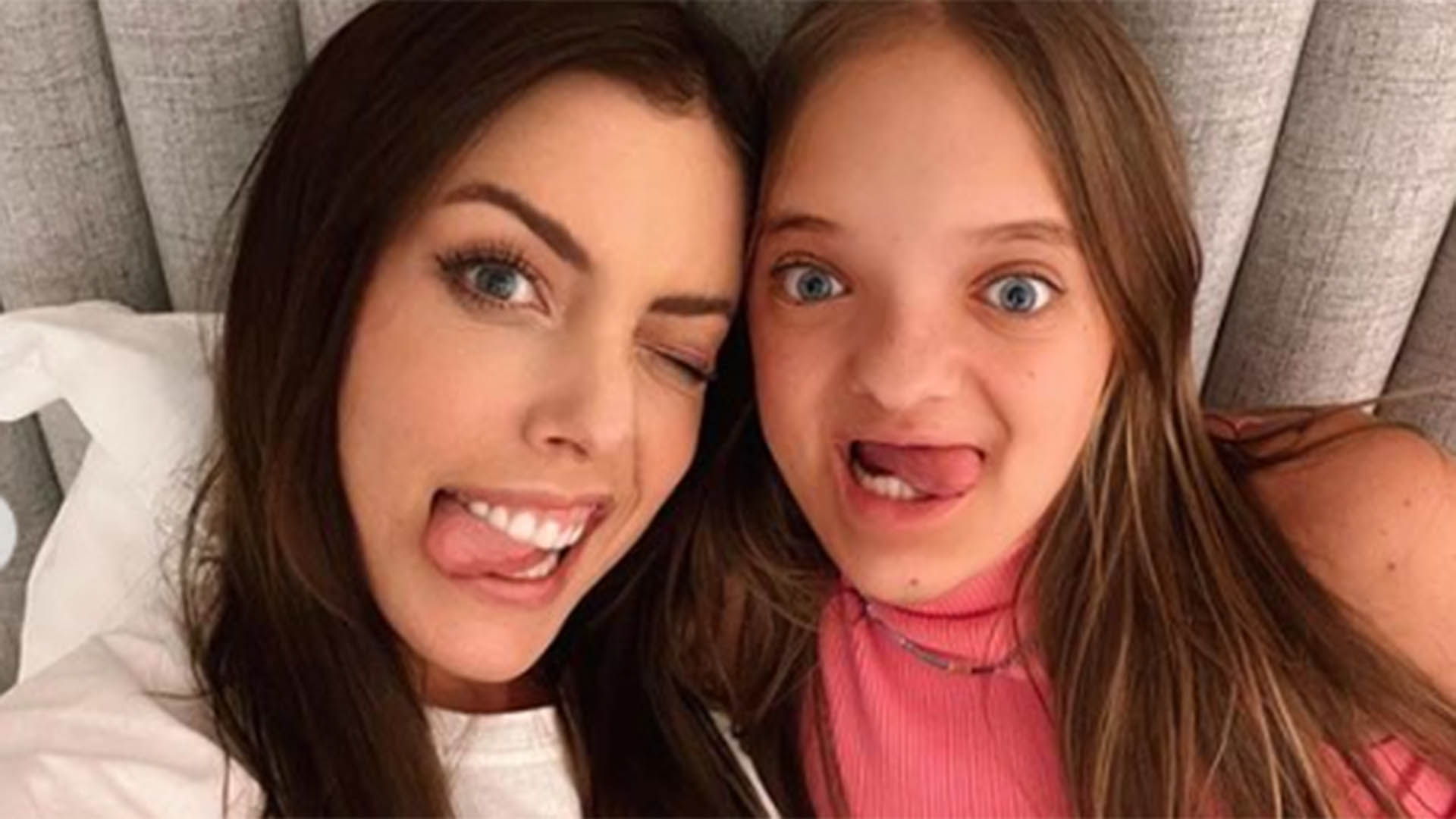 Rafaella Justus faz caras e bocas em novas fotos com a irmã Fabiana Justus