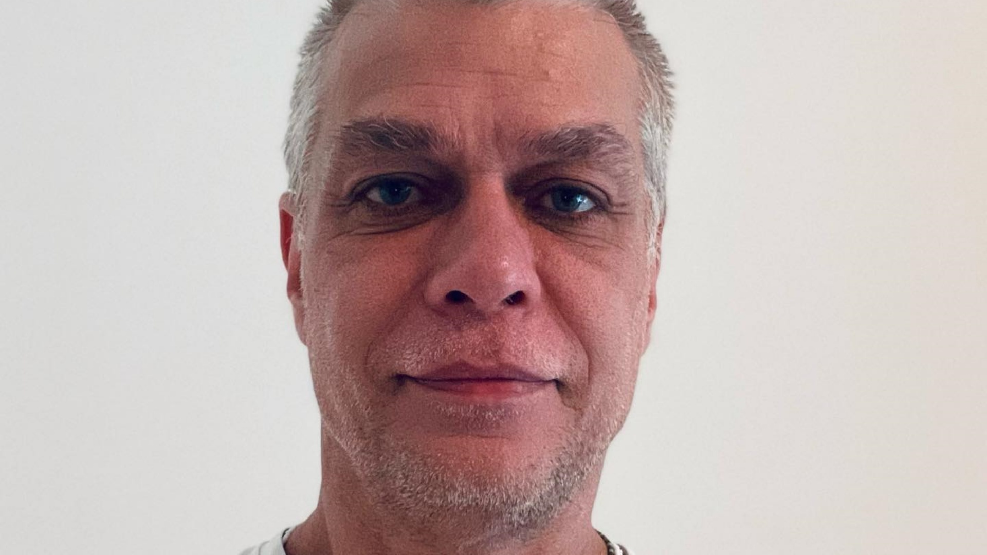 Fábio Assunção completa 51 anos e reflete: ”Revirar tudo o que valha a pena nascer”