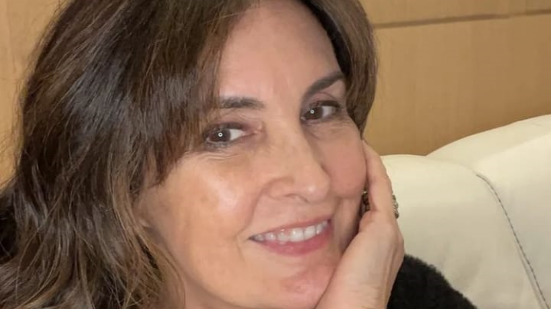 Fátima Bernardes exibe novo visual e arranca elogios: “Ficou maravilhosa”