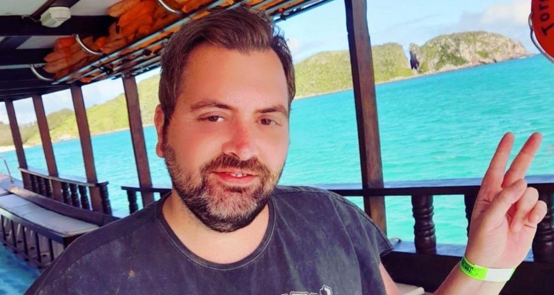 Famosos lamentam morte do empresário artístico Felipe Carauta