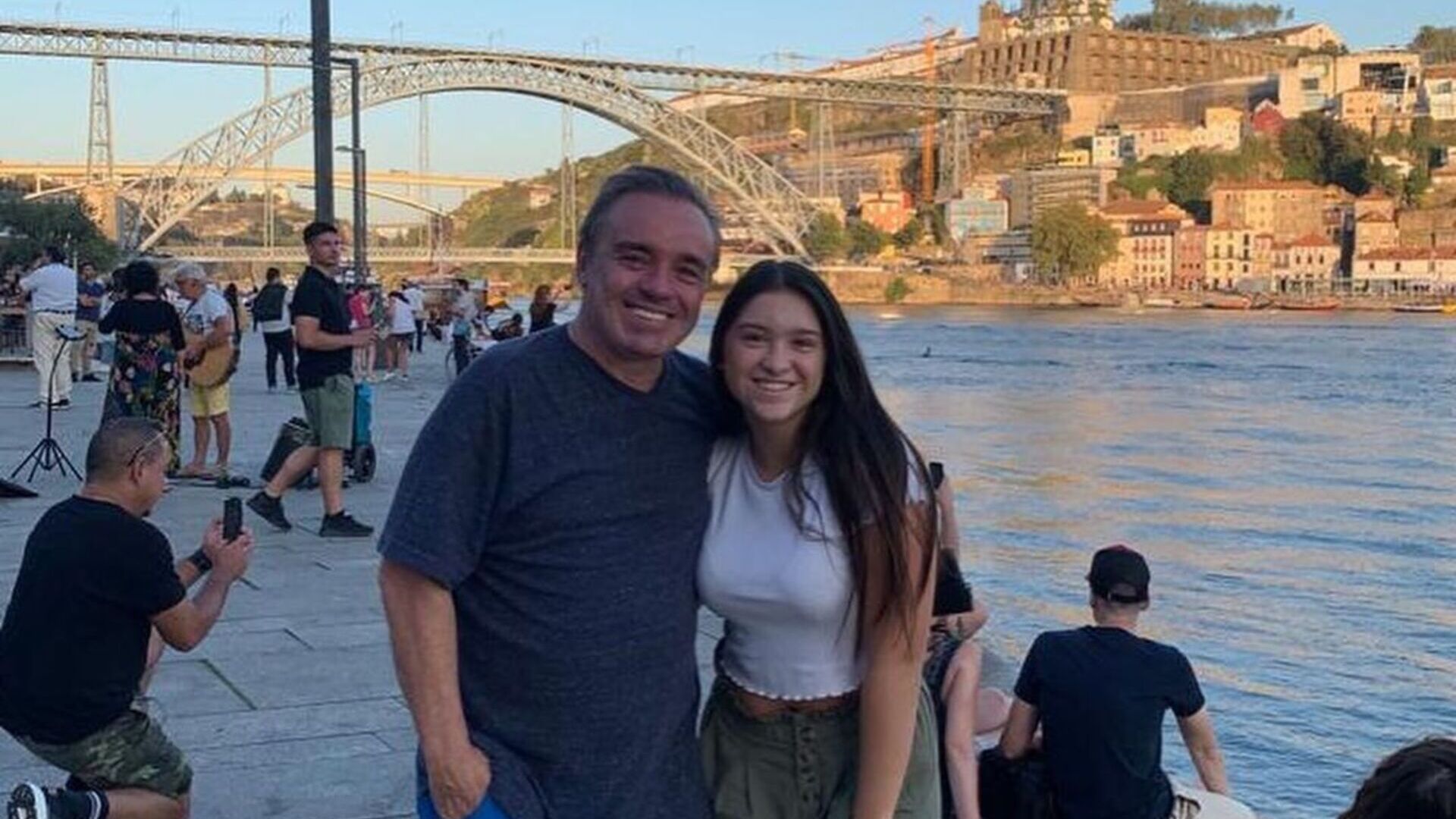Filha de Gugu Liberato emociona ao relembrar momentos com o apresentador