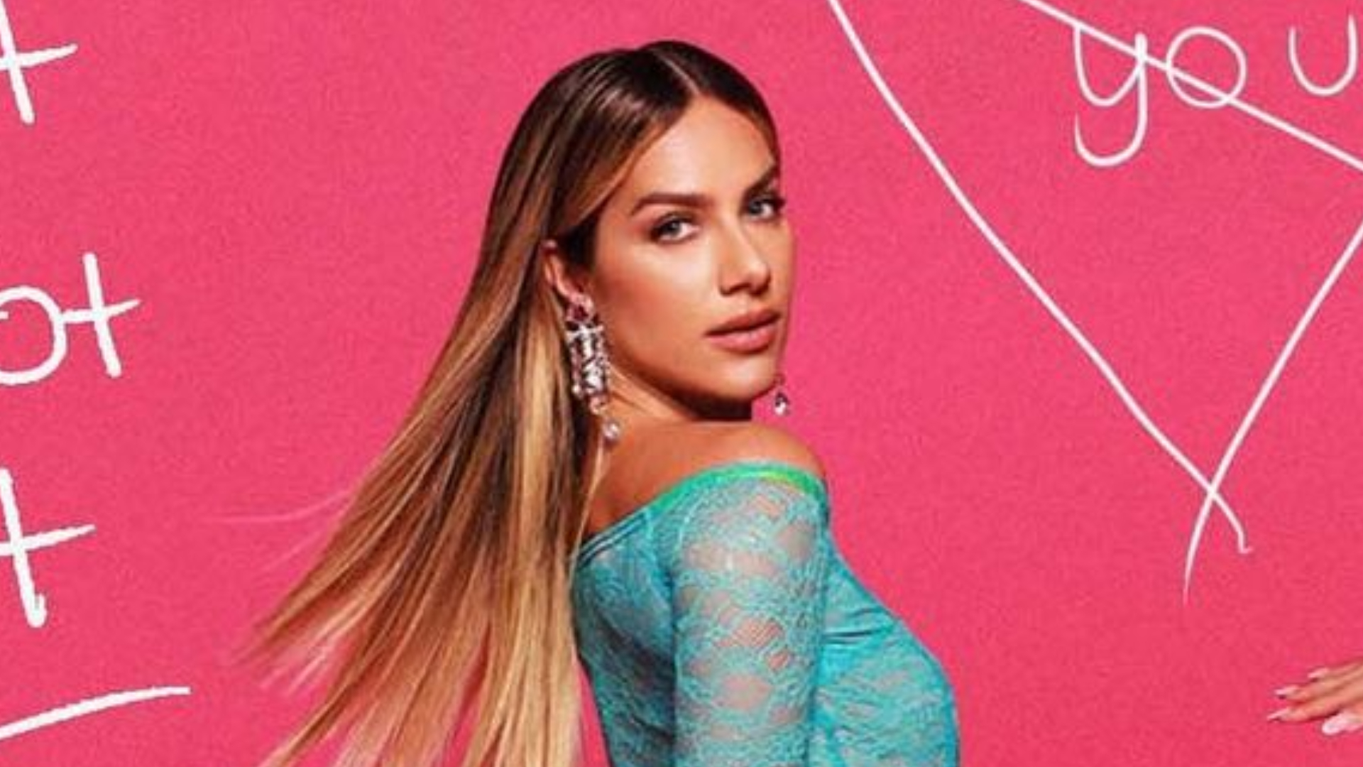 Giovanna Ewbank surge deslumbrante em vestido transparente