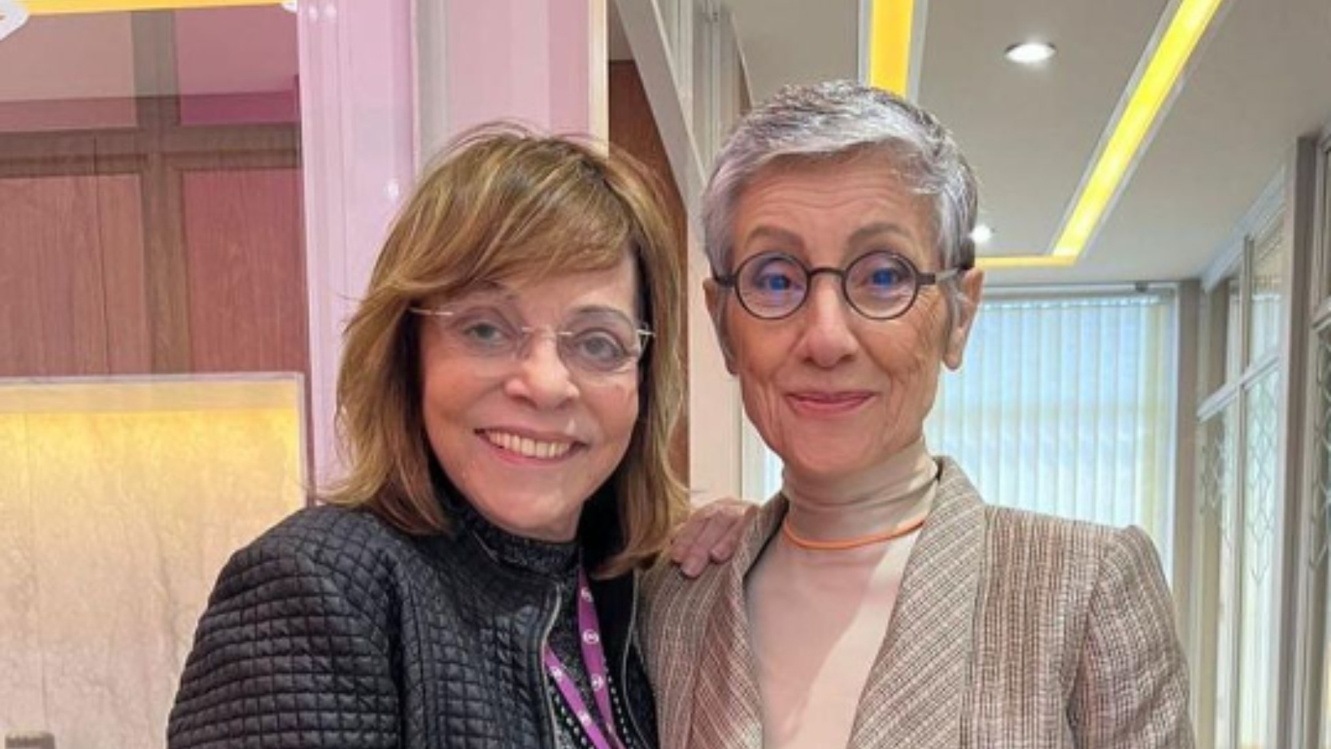 Gloria Perez visita as gravações de sua nova novela das 9