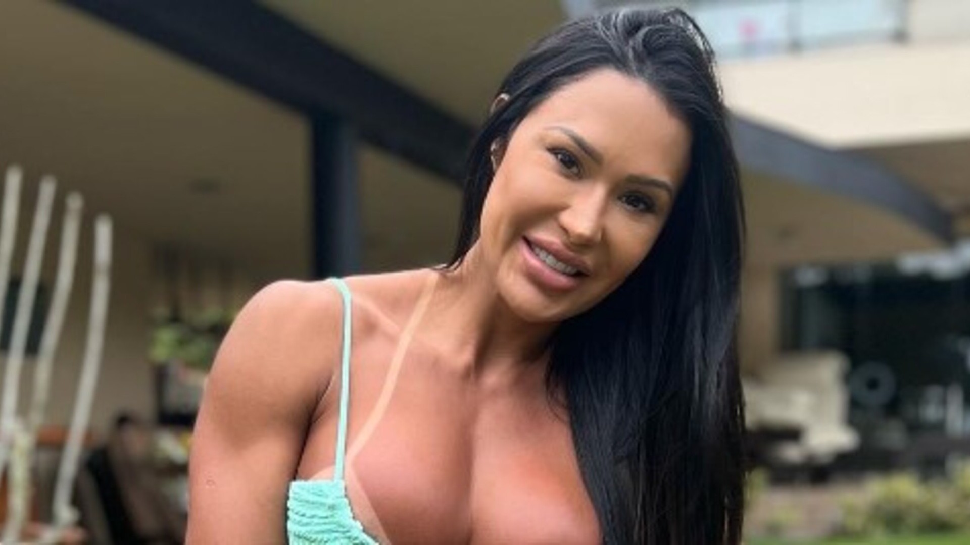 Gracyanne Barbosa comenta repercussão do vídeo de seu alongamento