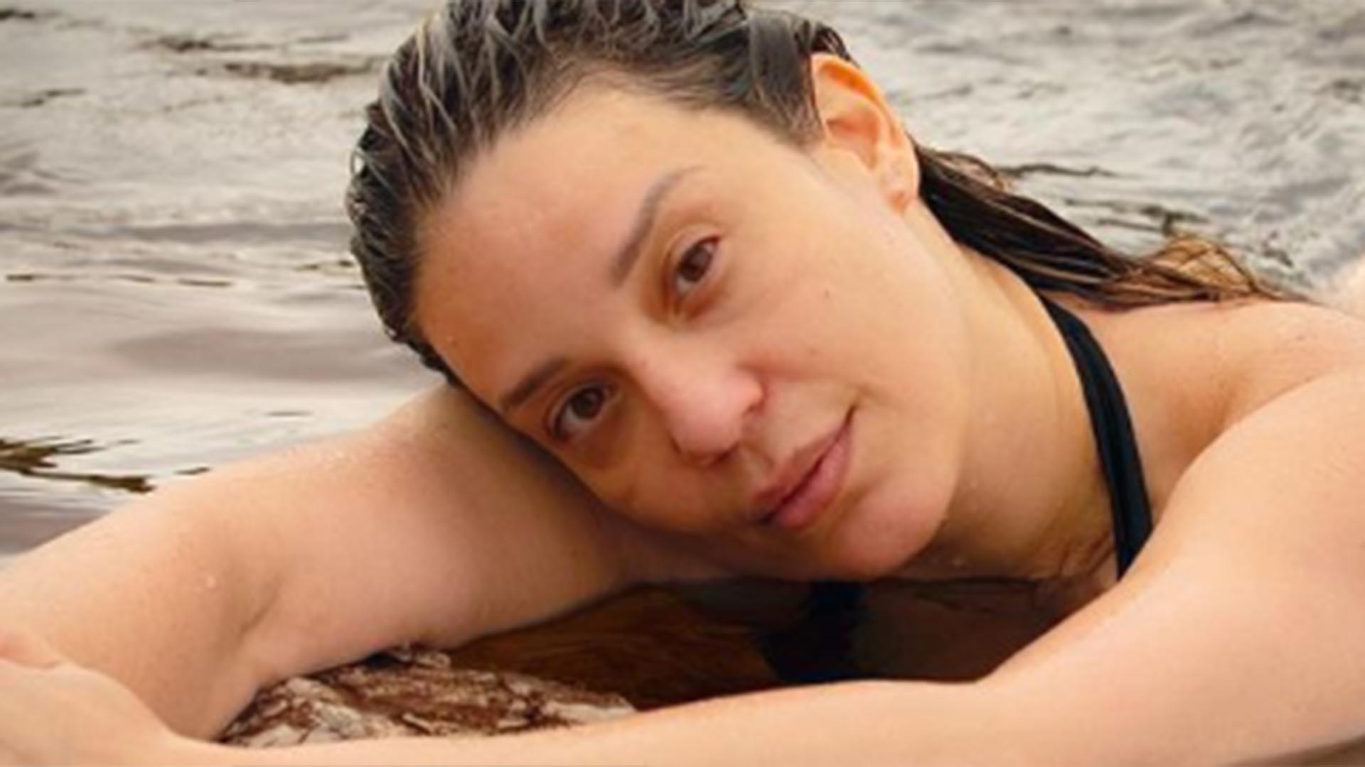 De biquíni, Helga Nemeczyk empina o bumbum em nova foto