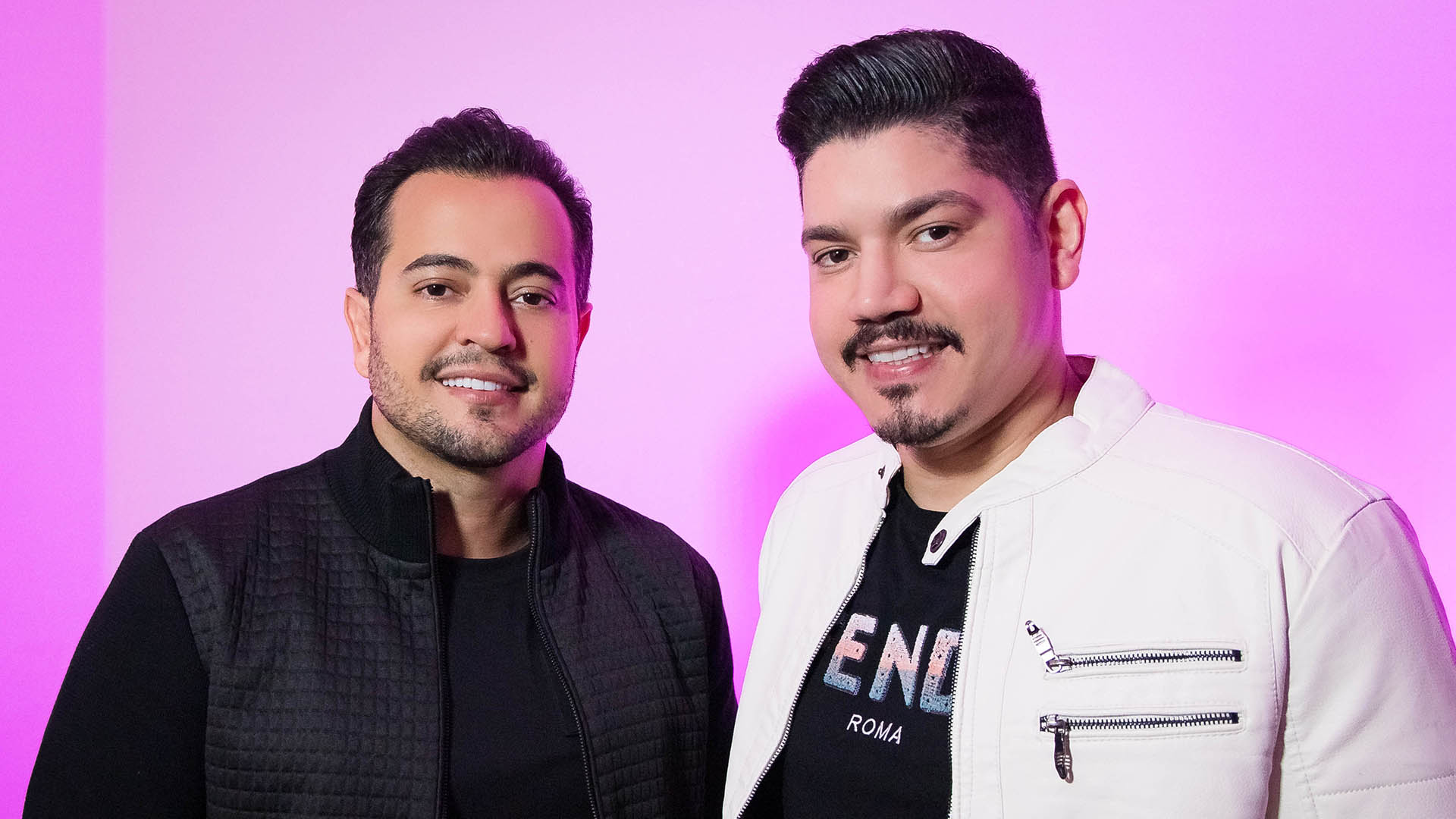 Henrique e Diego celebram o lançamento do álbum Lado A Lado B