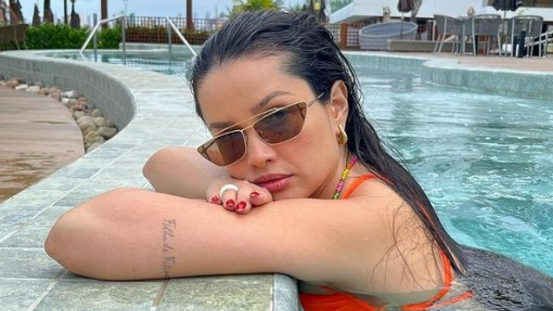 Juliette revela que não mudou seu paladar após ficar rica: “Não gosto dessas águas de rico”