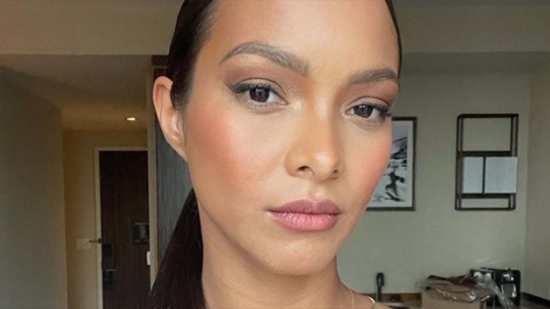 Modelo Laís Ribeiro abre o álbum de fotos do seu casamento