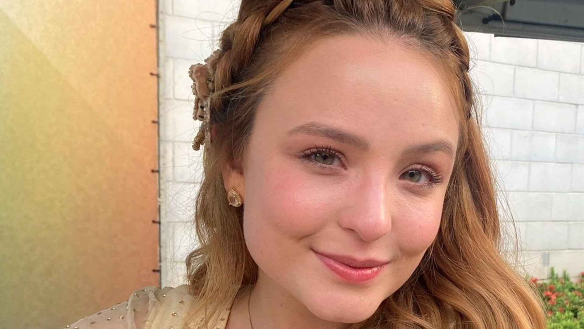 Larissa Manoela se emociona ao falar sobre o fim do seu primeiro trabalho na Globo