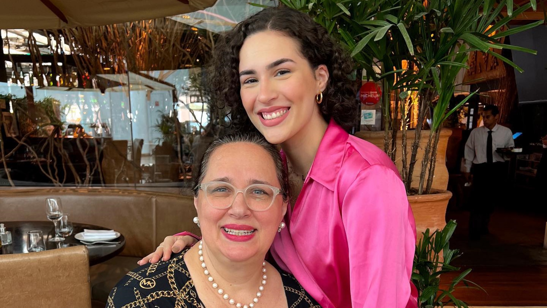 Lívian Aragão presta homenagem no aniversário da mãe: “Meu mundo todinho”