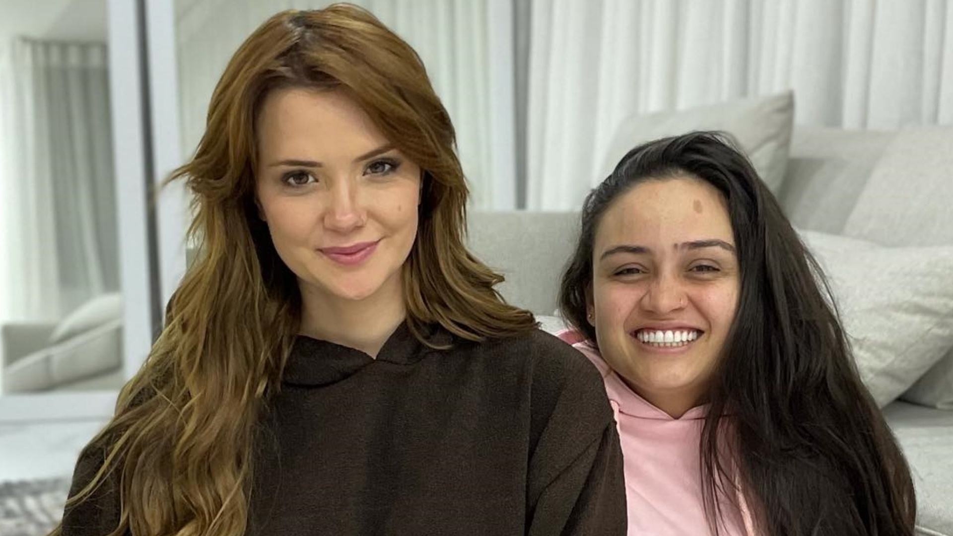 Com vídeo romântico, Luiza Martins se declara para Marcela Mc Gowan: “Meu sol”