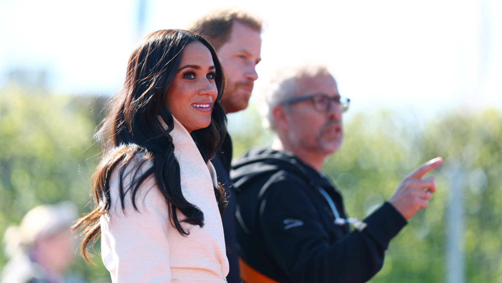 Meghan Markle esclarece comentário que supostamente teria sido sobre Príncipe Charles