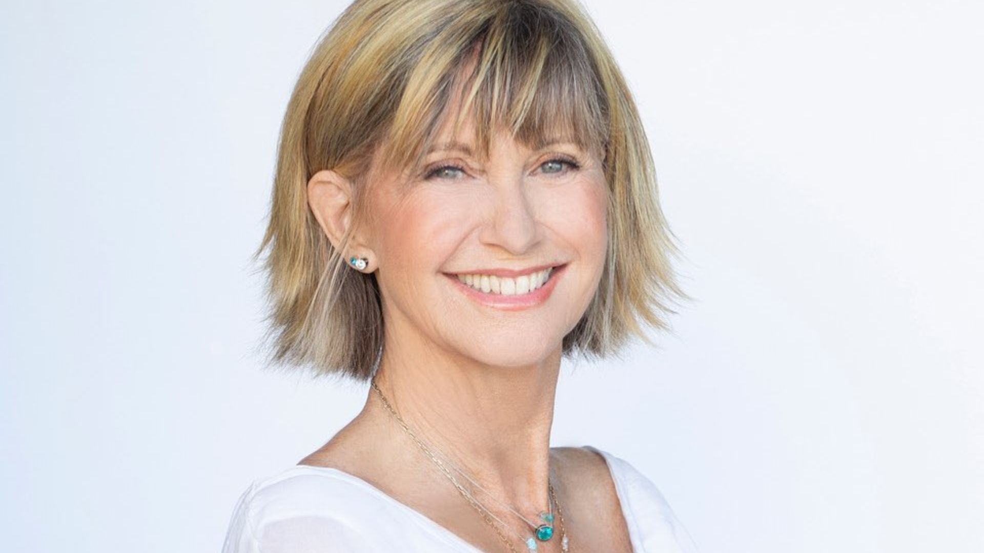 Olivia Newton-John se dizia “sortuda” e classificava seu terceiro câncer como um “presente”