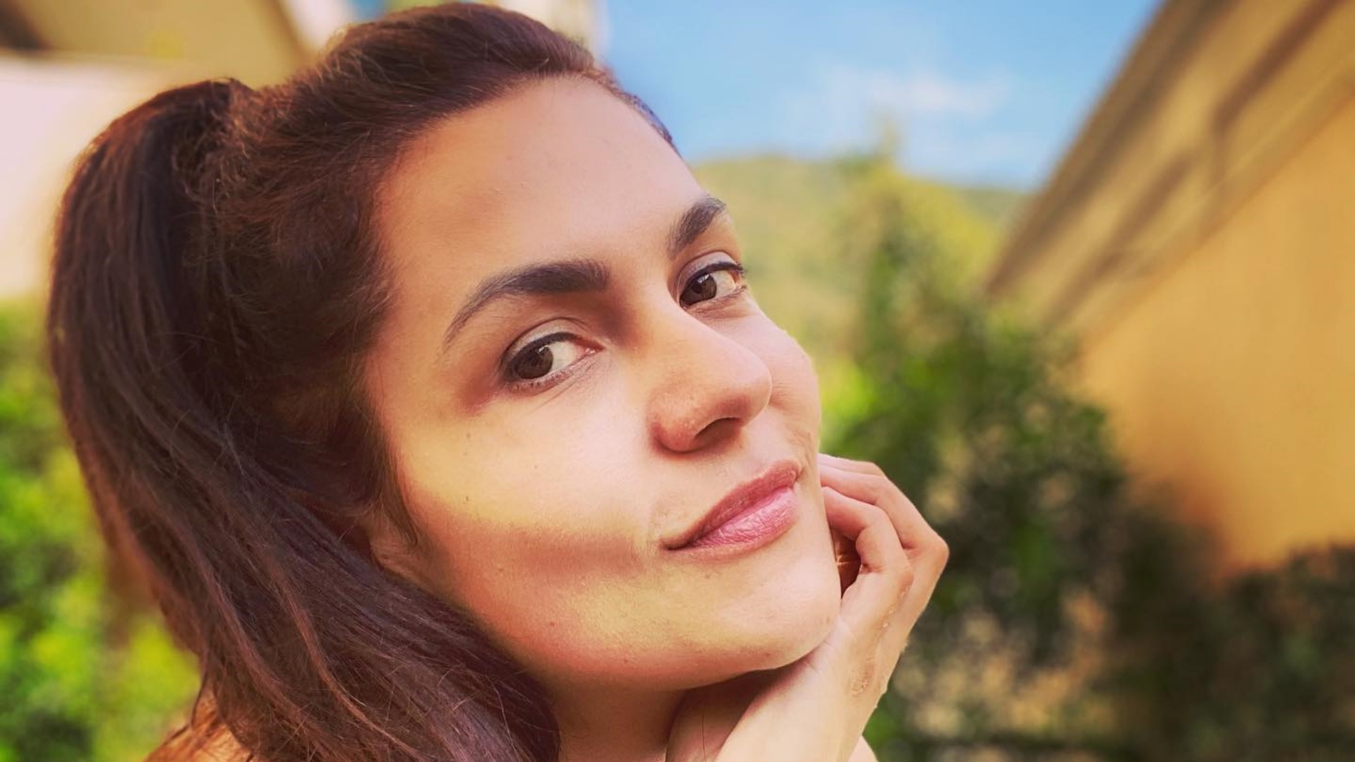 Paula Barbosa deixa tatuagem à mostra ao postar cliques de biquíni: “Perfeita”