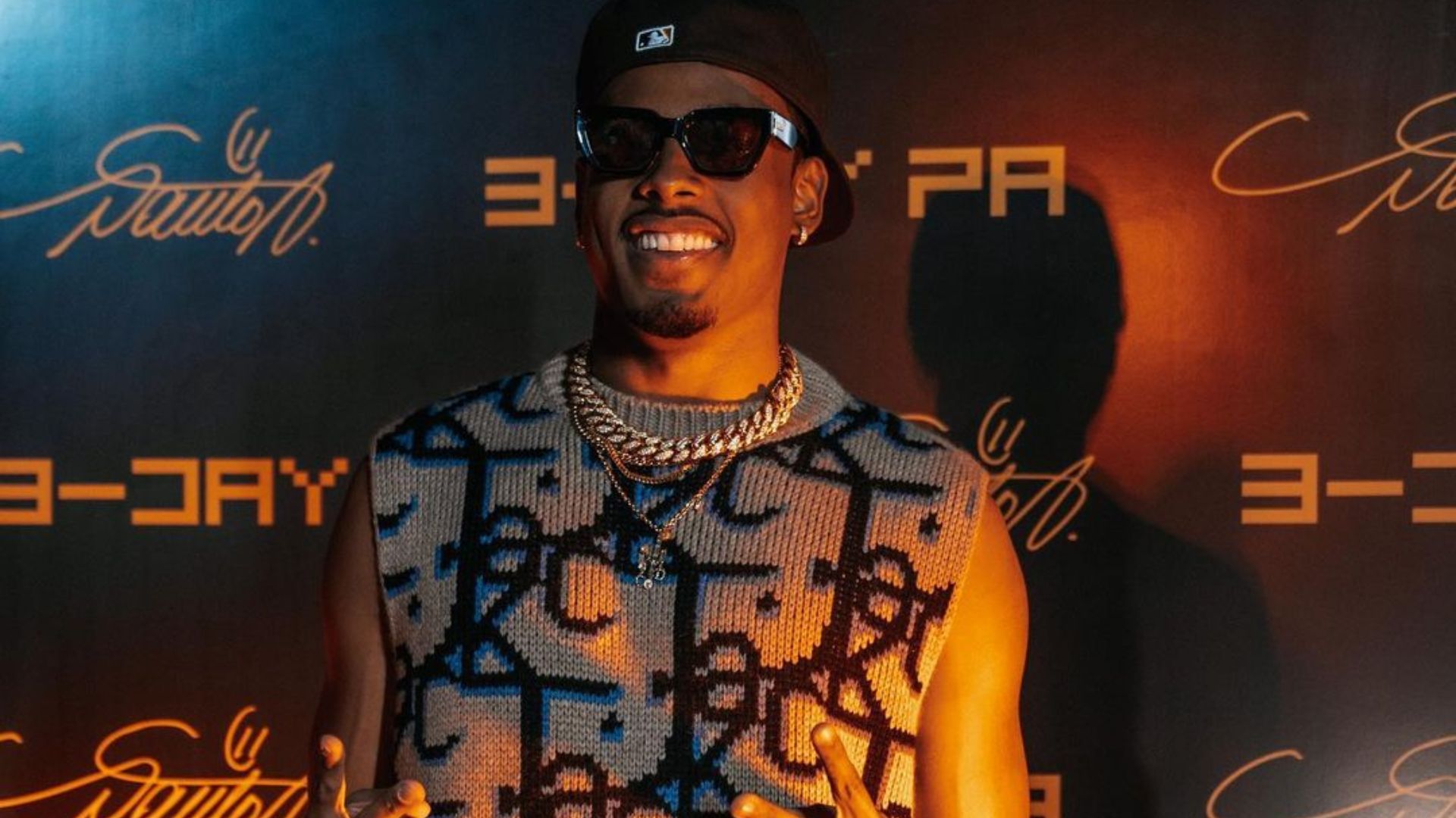 Ex-BBB Paulo André aposta em look fashionista para sua festa: “Lindo”