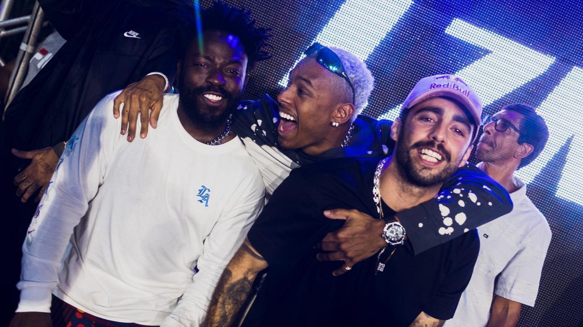 Pedro Scooby mostra fotos de sua festa de aniversário: “Dia mais feliz da minha vida”