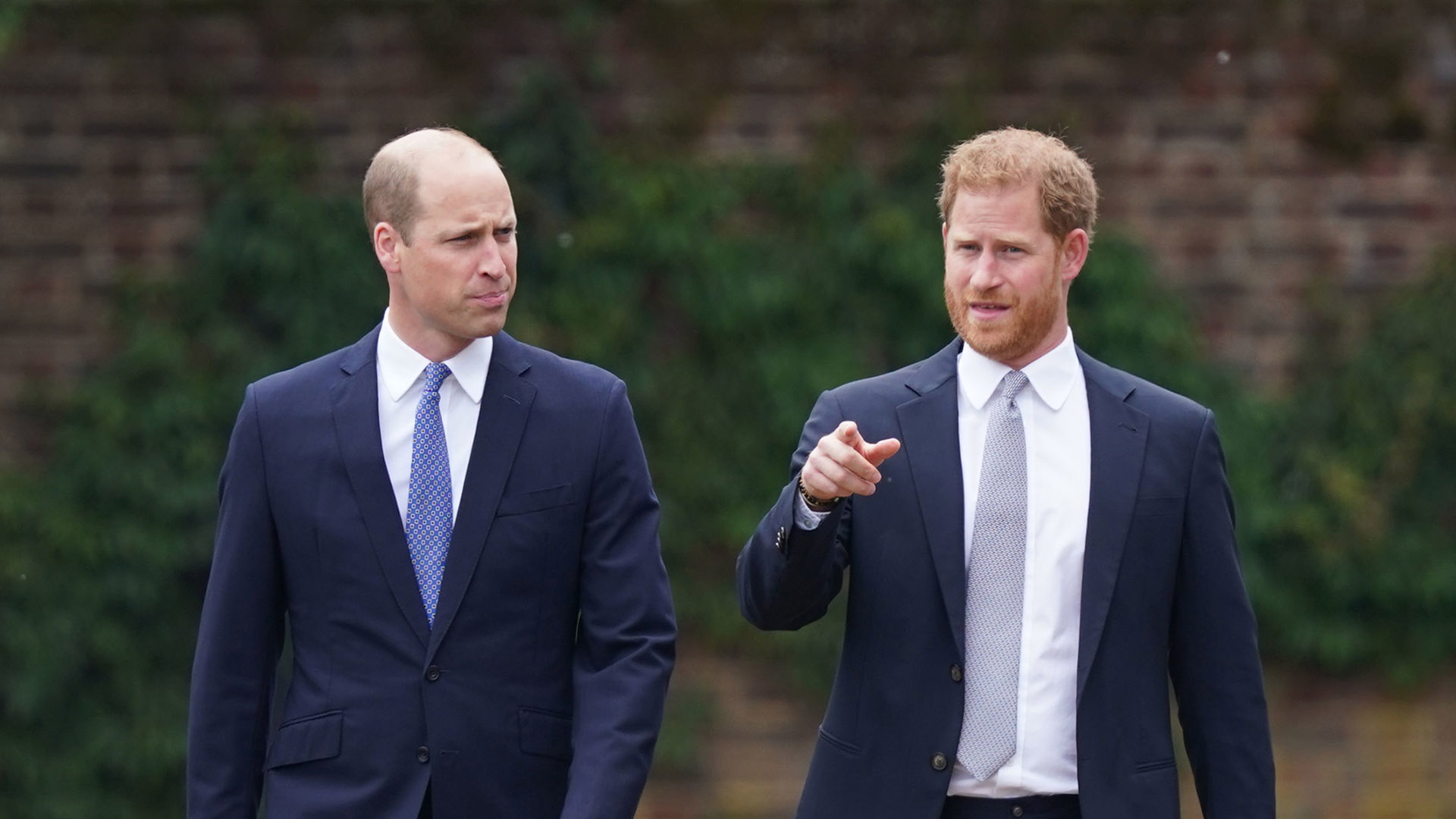 Príncipes William e Harry não vão se encontrar na data dos 25 anos da morte da princesa Diana