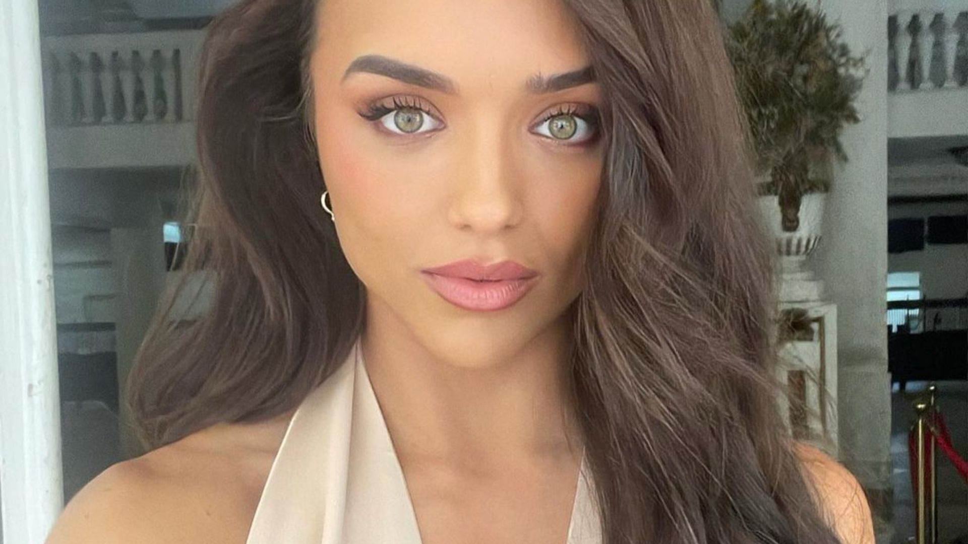 Rafa Kalimann esbanja beleza em selfie nas redes sociais: “Surreal de linda”