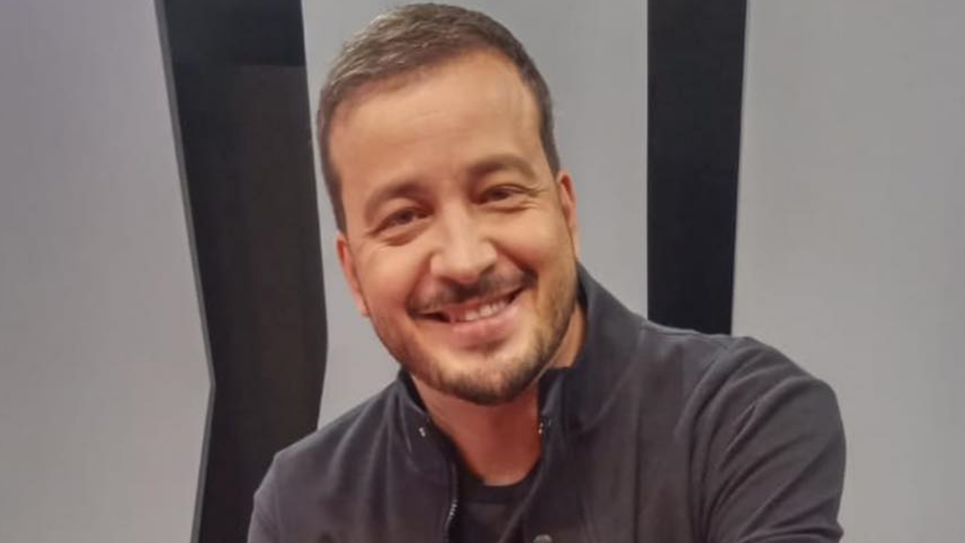 Rafael Cortez encanta ao mostrar nova foto da filha recém-nascida: “Que amor”