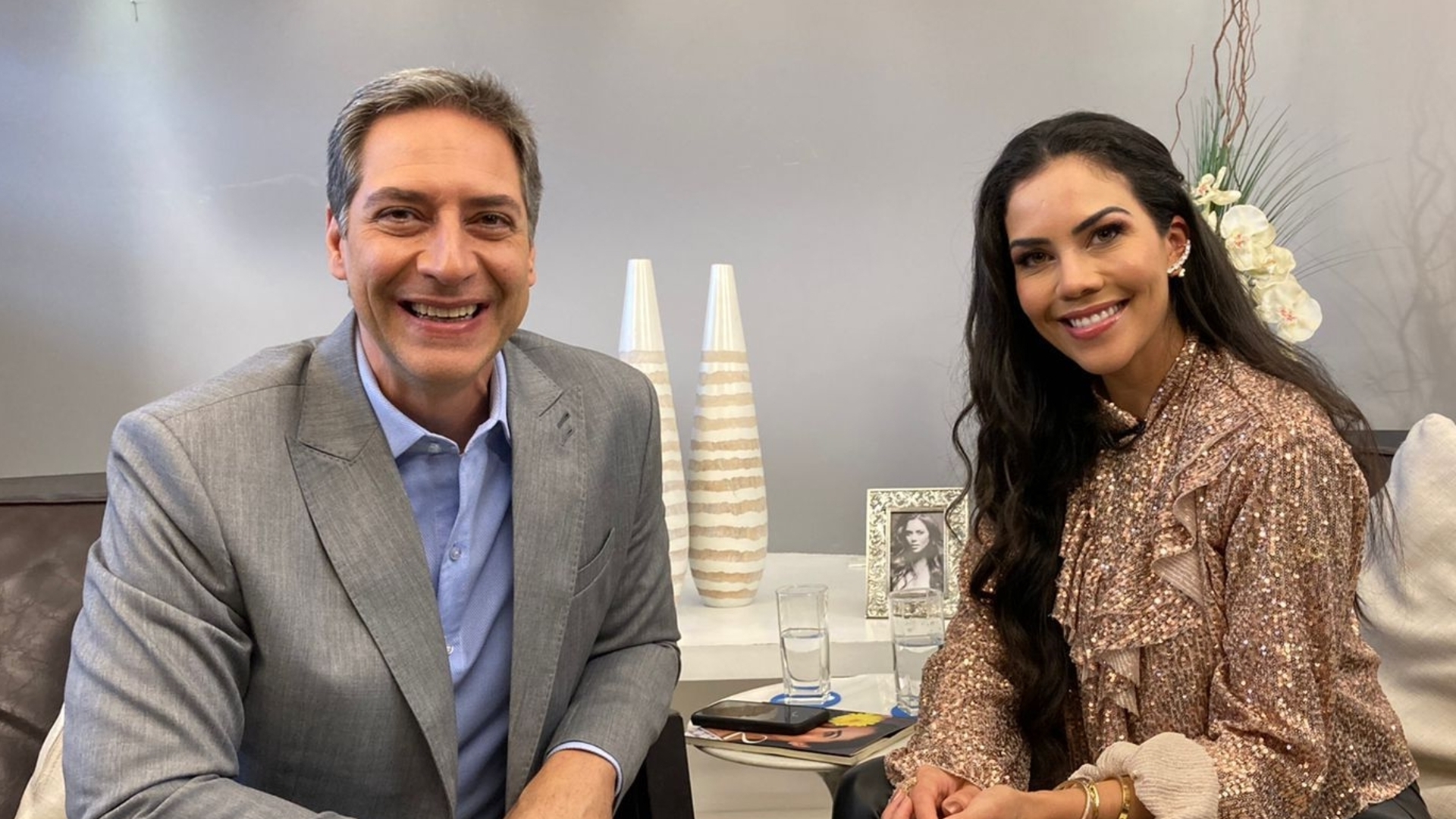 Daniela Albuquerque relembra sua trajetória como apresentadora