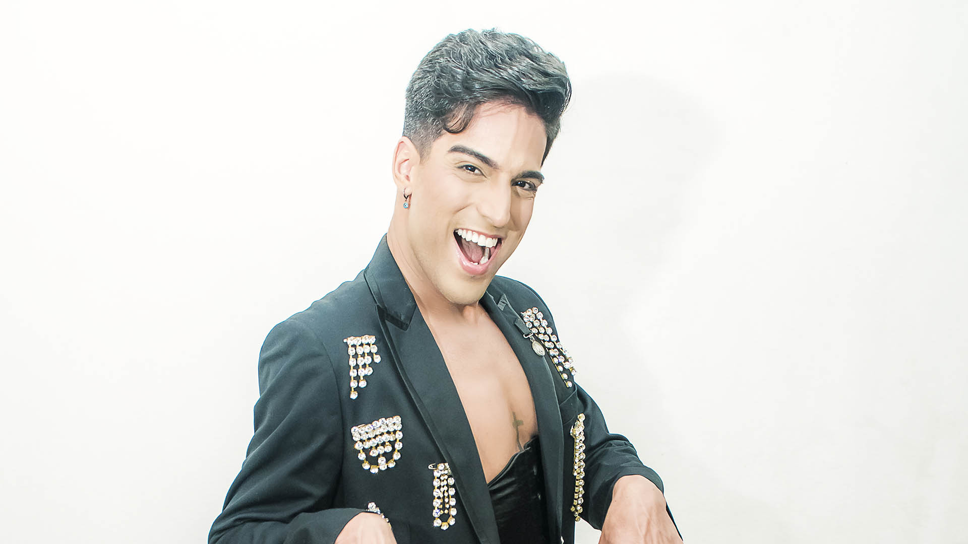 Ricardo Villardo apresenta seu monólogo em São Paulo
