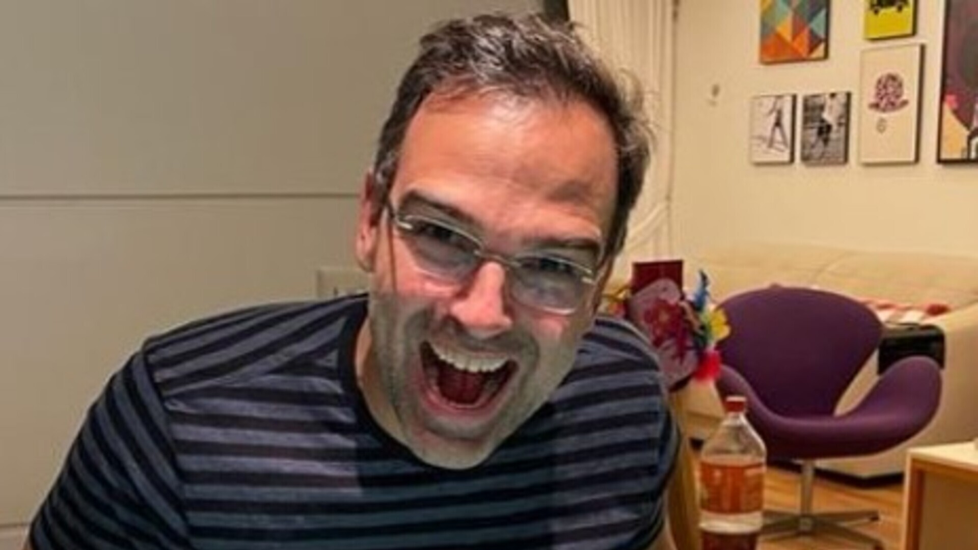Tadeu Schmidt diz que pensa em começar dieta: “Hora de começar uma coisa importante”