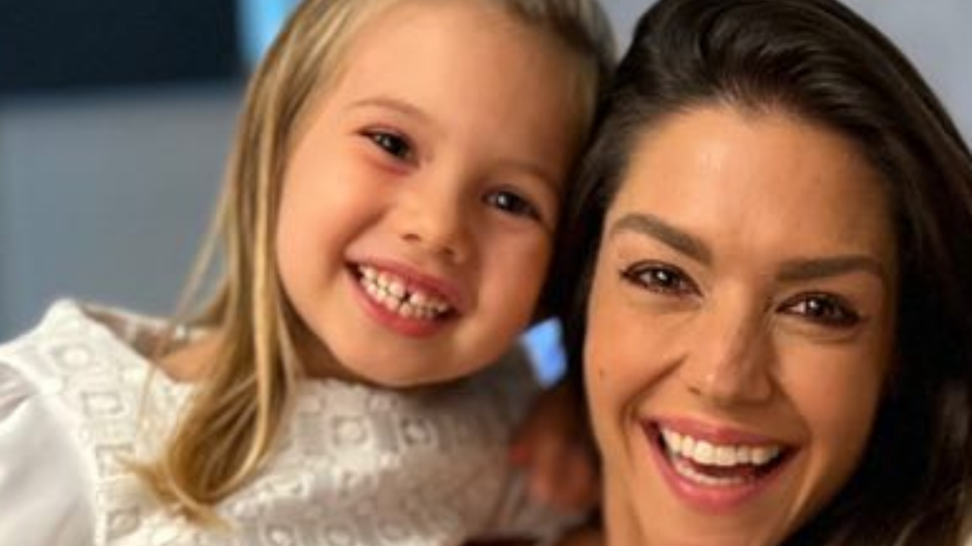 Thais Fersoza se derrete ao mostrar a filha vestida de bailarina: “Pura fofura”