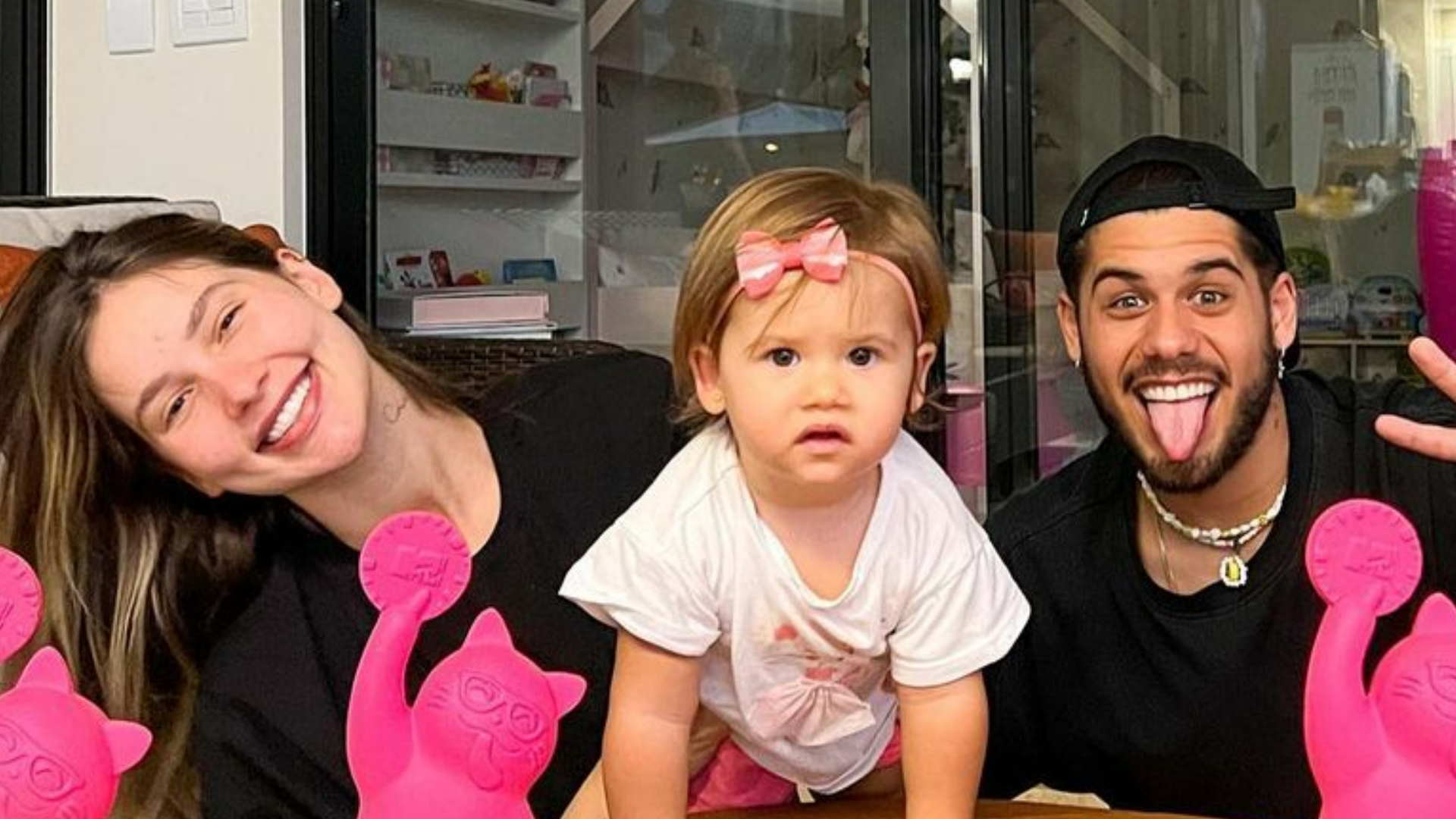 Virginia Fonseca e Zé Felipe se divertem ao lado da filha, Maria Alice, dançando hit do sertanejo