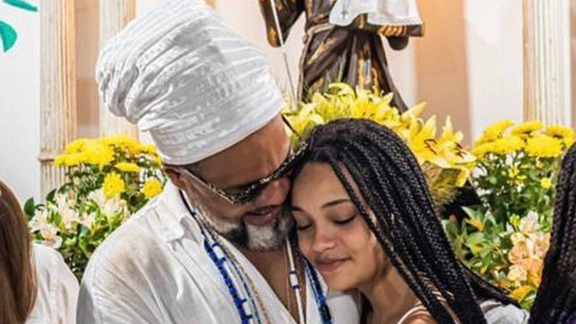 Carlinhos Brown celebra aniversário da filha, Cecília: ”Honra de ser seu pai”