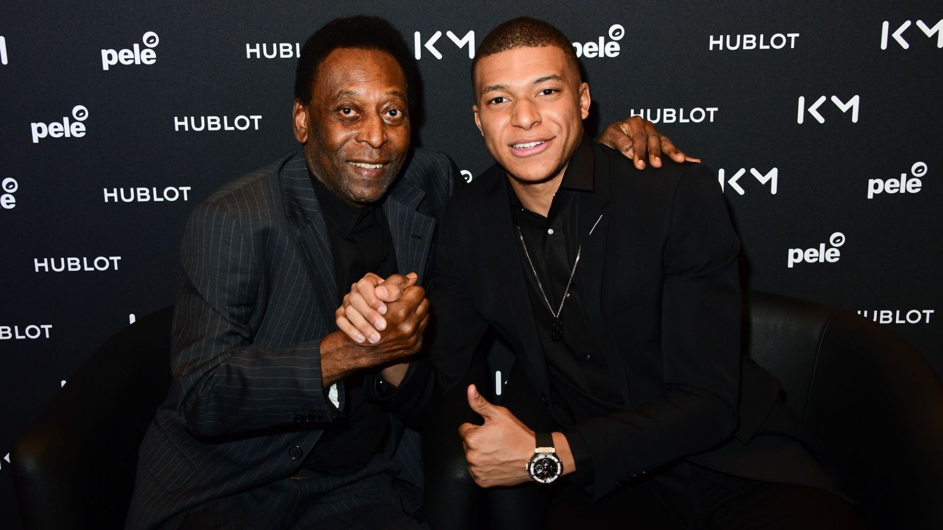 Saúde de Pelé gera repercussão no mundo do futebol