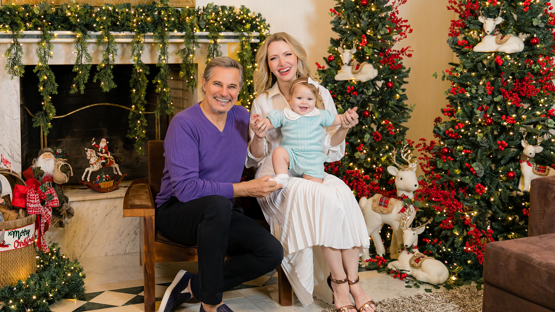 Edson Celulari celebra o primeiro Natal da filha caçula, Chiara