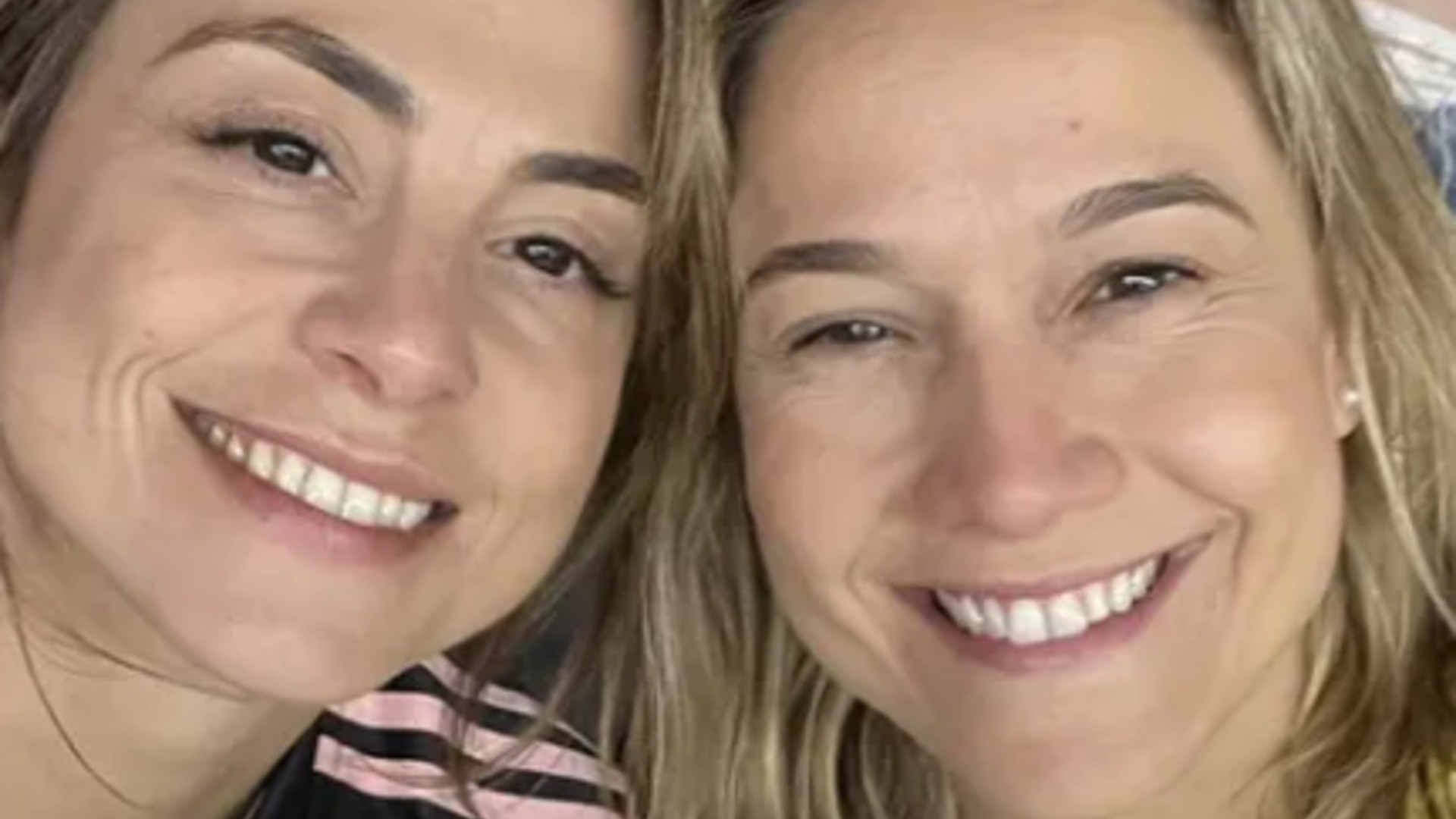 Fernanda Gentil e esposa fingem ser amigas no Catar