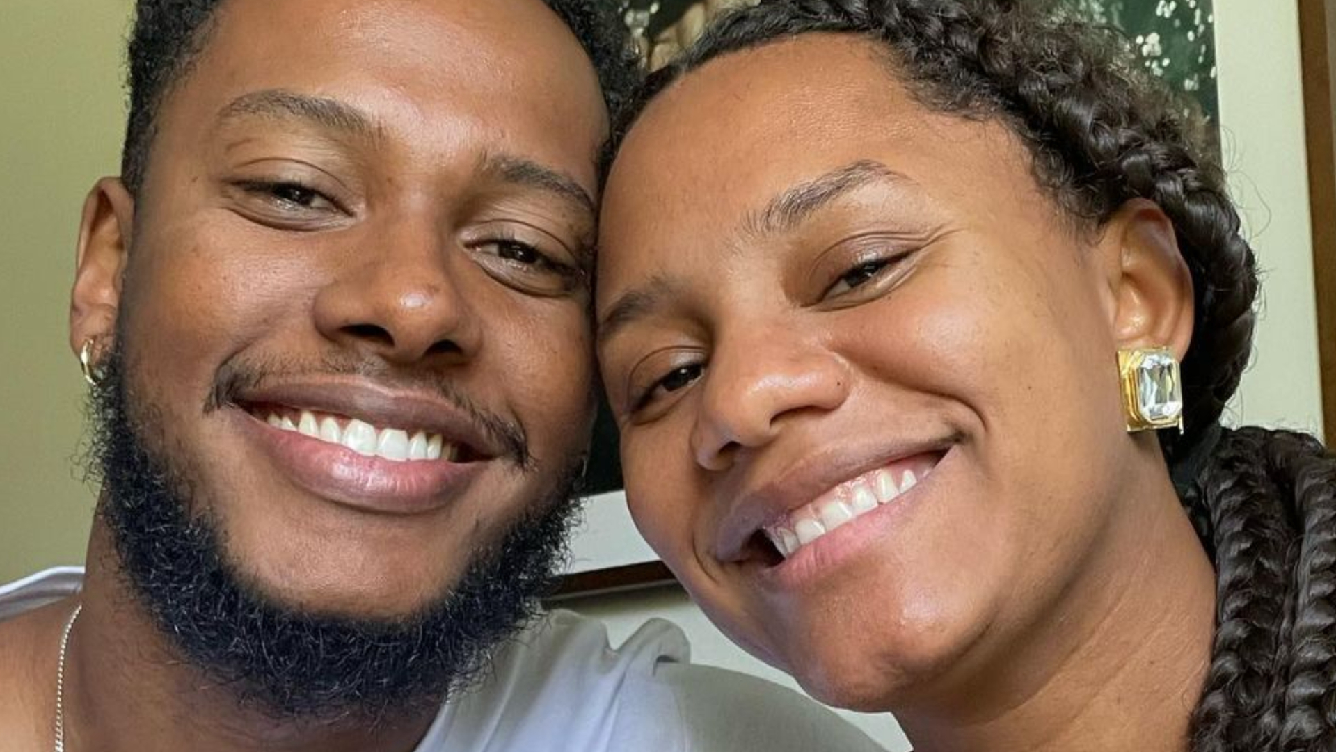 Grávida, Jéssica Ellen recorda início do relacionamento e homenageia Dan Ferreira: ”Minha companhia”