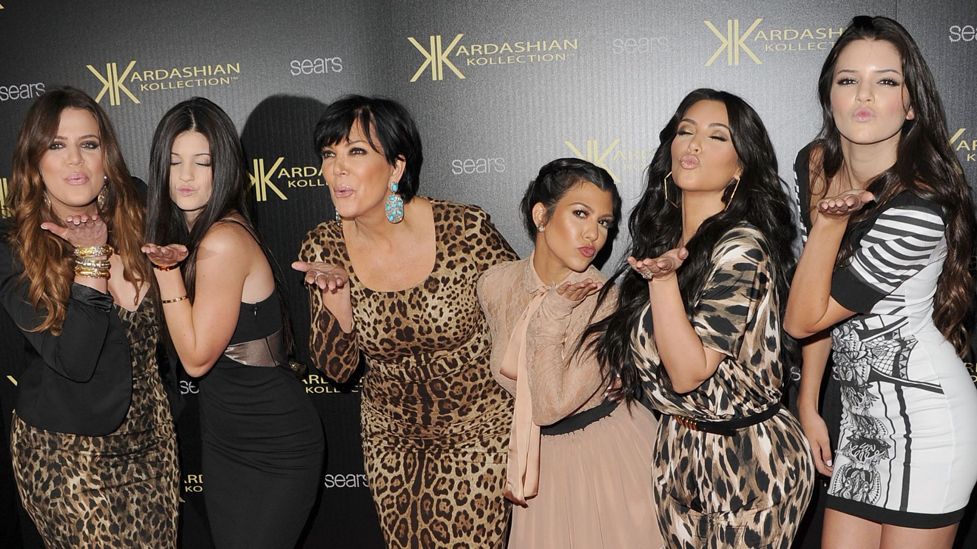 Aromatizador e sementes de prata: Veja dicas de presentes das Kardashians