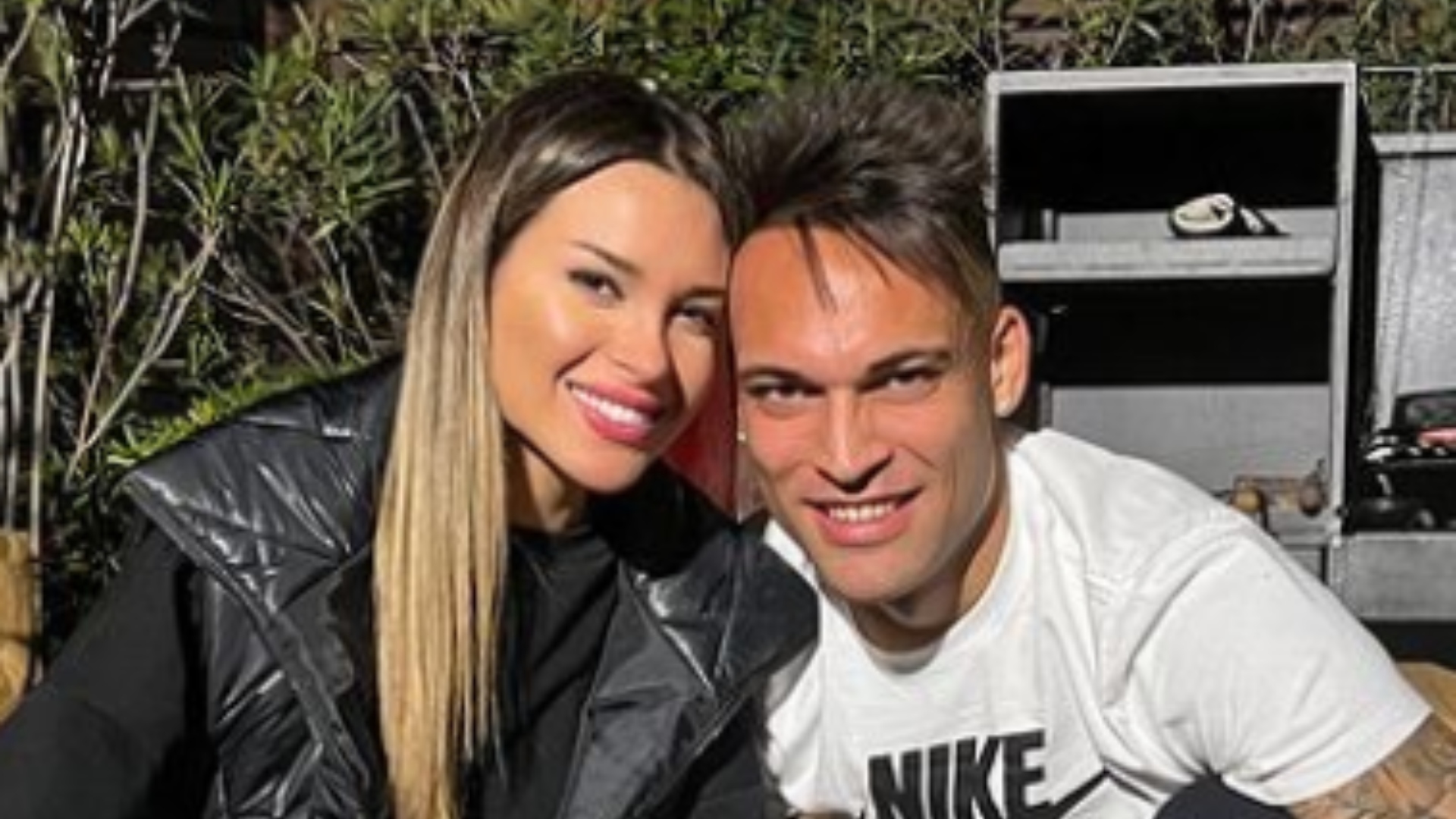 Esposa de jogador da Argentina acha vidro em bebida e precisa ser hospitalizada