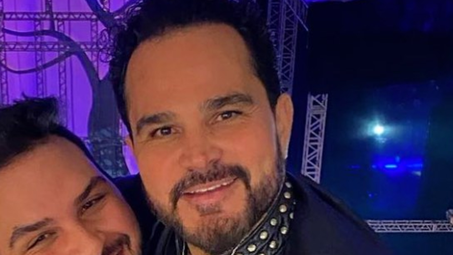 Luciano Camargo compartilha foto rara com o filho: ”Faz falta, muita falta”