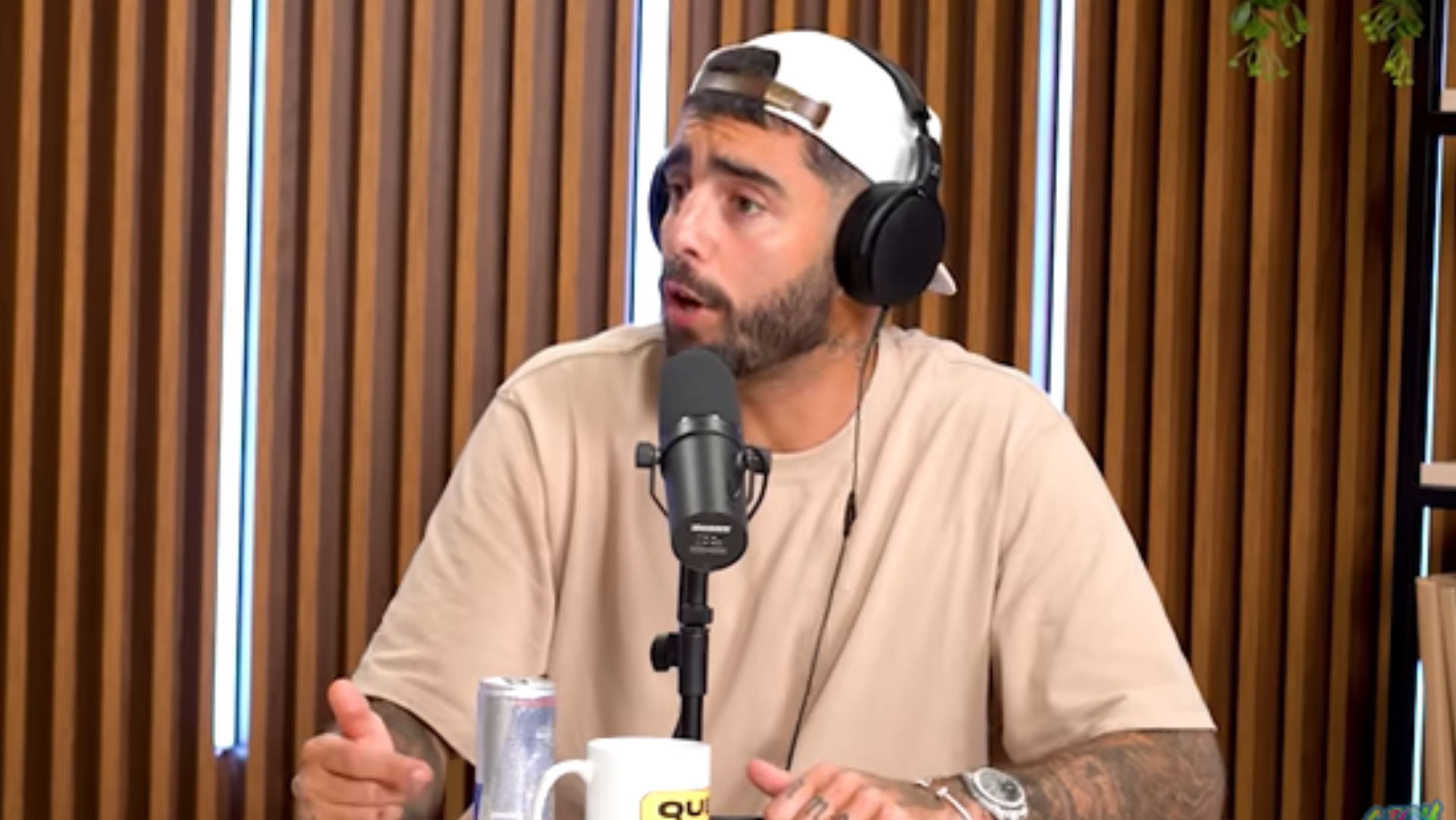 Pedro Scooby revela que Cintia Dicker engravidou no dia de sua saída do BBB