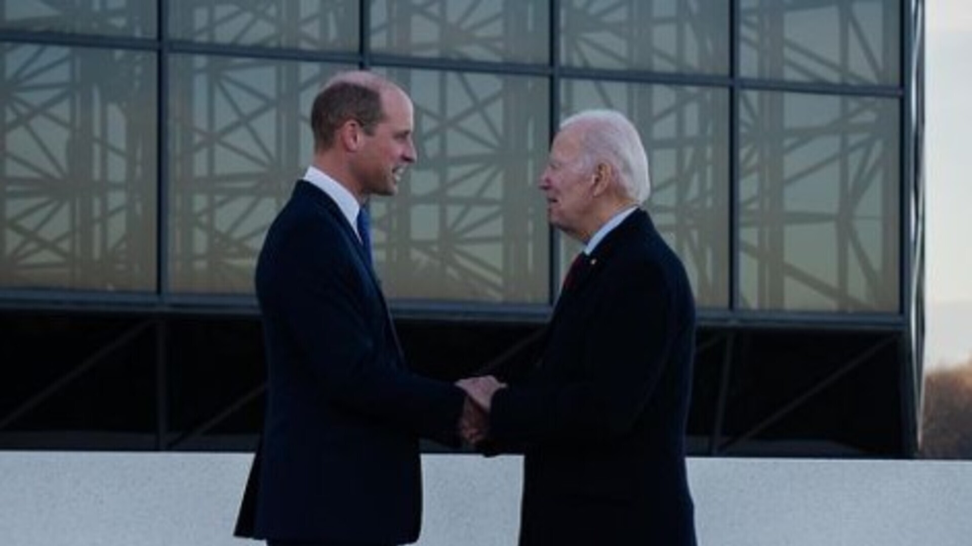 Príncipe William se encontra com o presidente dos Estados Unidos, Joe Biden, durante sua viagem