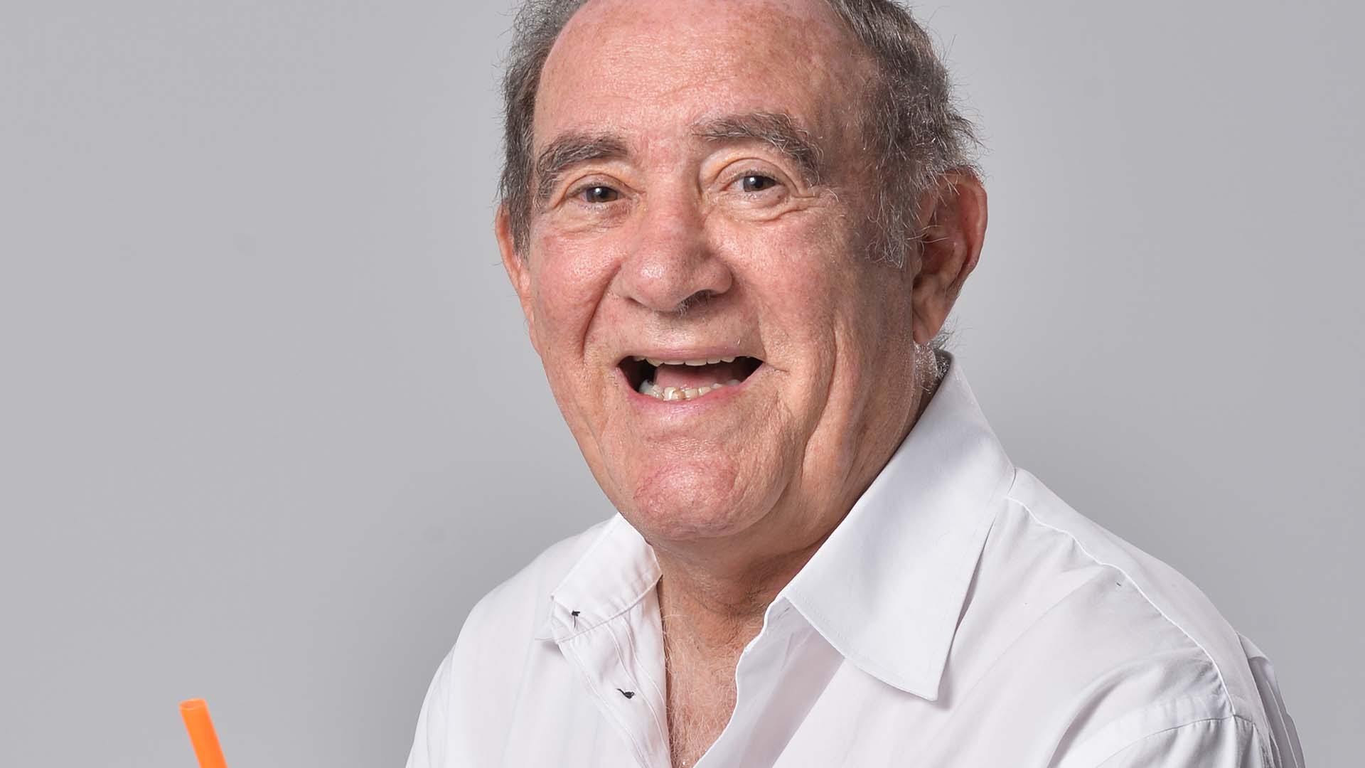 Renato Aragão recebe alta hospitalar após sofrer um AIT