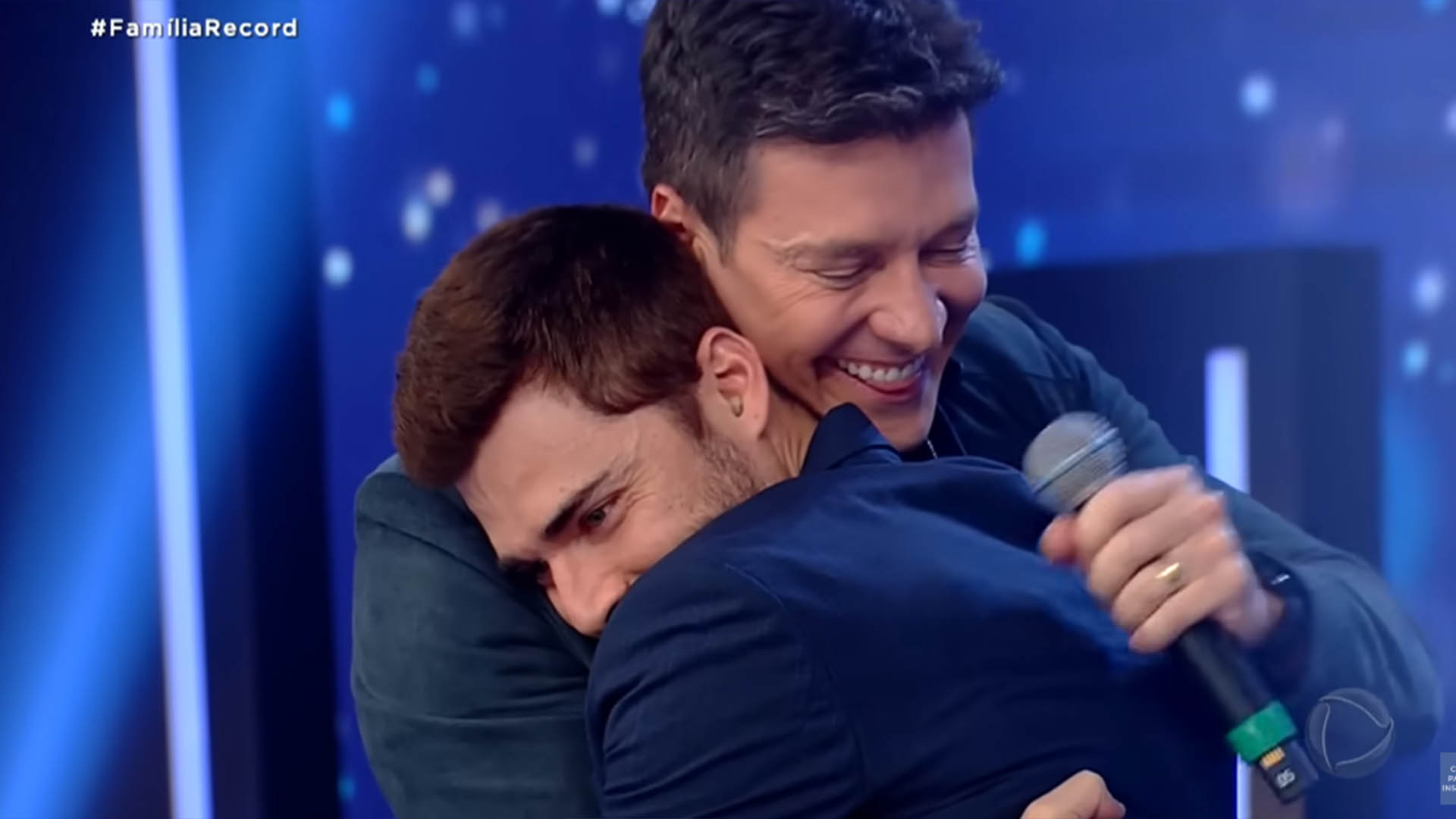 Rodrigo Faro faz o ator Miguel Coelho chorar na TV: ‘Bem-vindo’