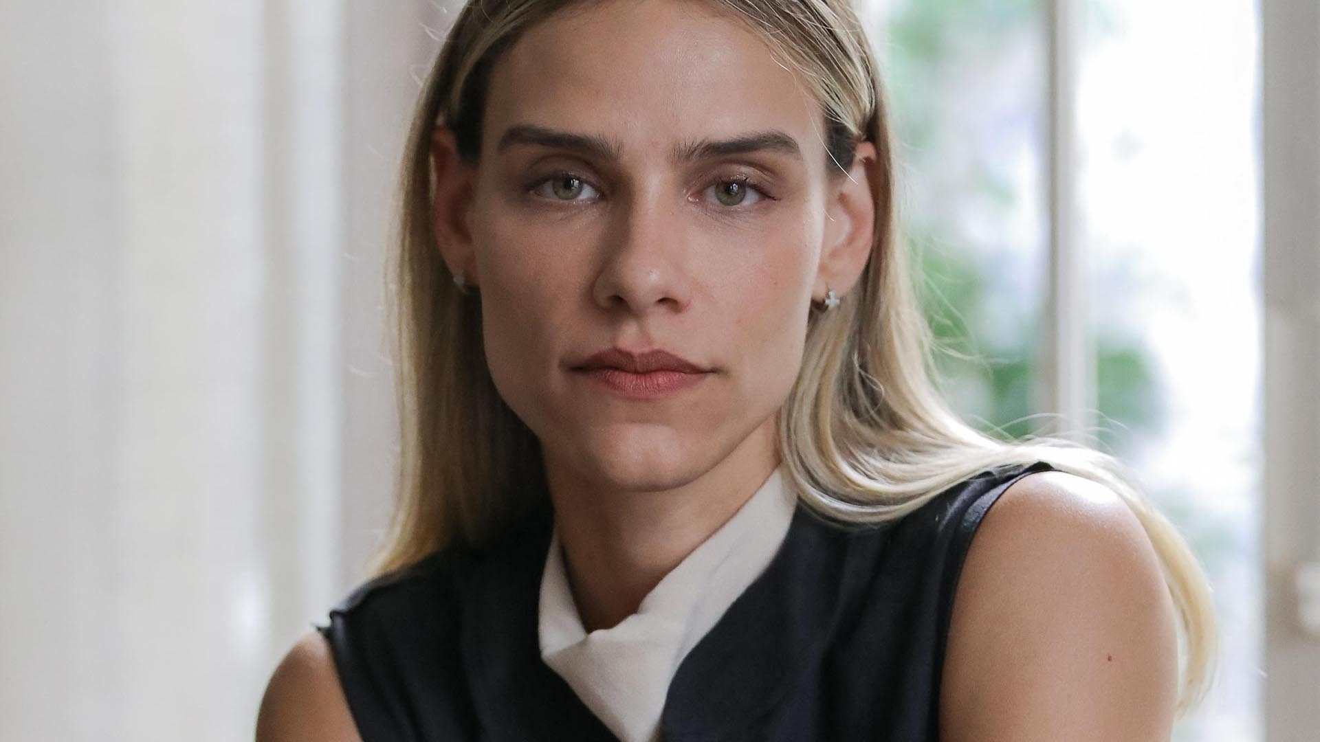 Travessia: Saiba como Sara descobre a verdade sobre Débora