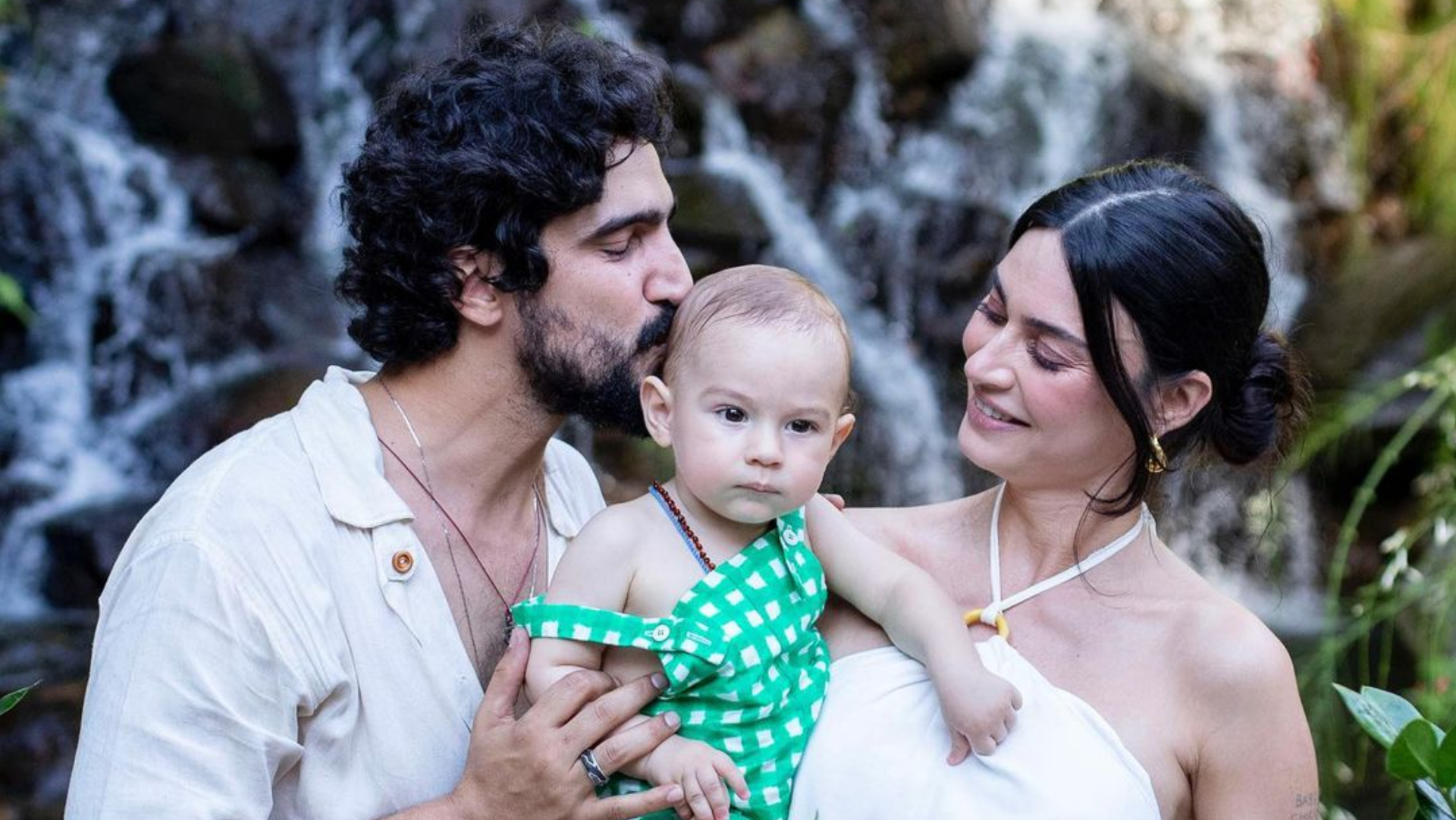 Após quase desistir, Thaila Ayala faz festão para o filho: ”Chocada”