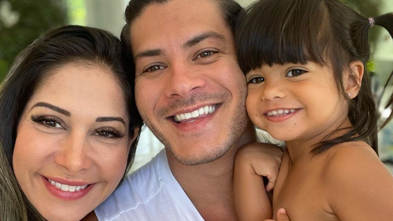BBB 22: Maíra Cardi responde ataques feitos à Sophia, filha dela com Arthur Aguiar: “Sophia não é fruto de uma traição”