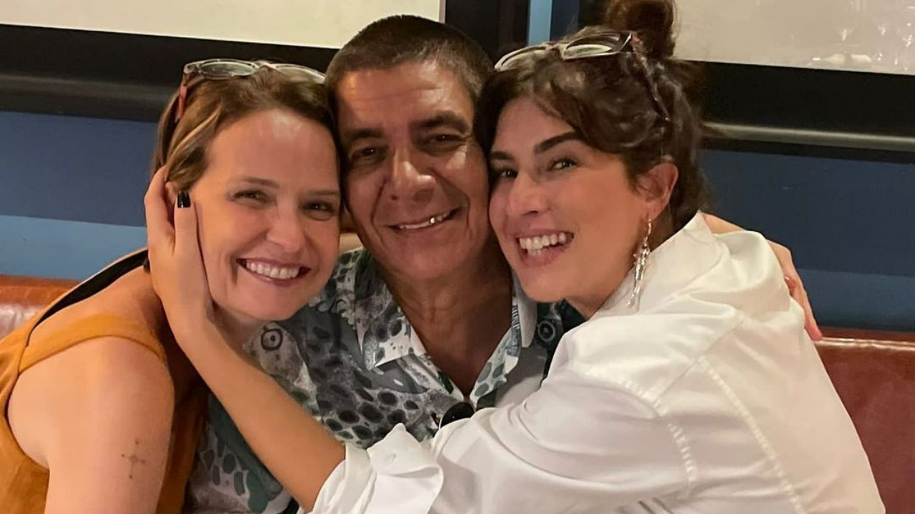 Fernanda Paes Leme e Fernanda Rodrigues encontram Zeca Pagodinho no shopping: ”Do nada…”